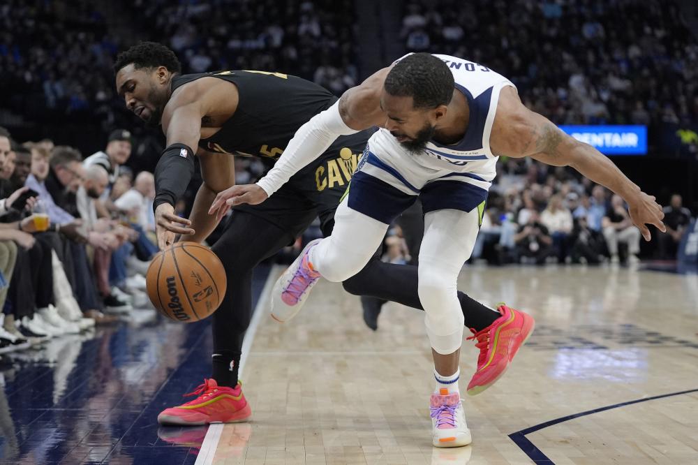 展现出属于 展现出属于