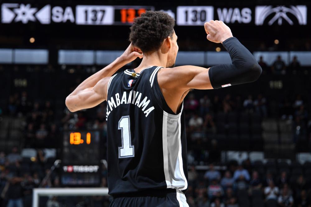 他们不仅仅 他们不仅仅