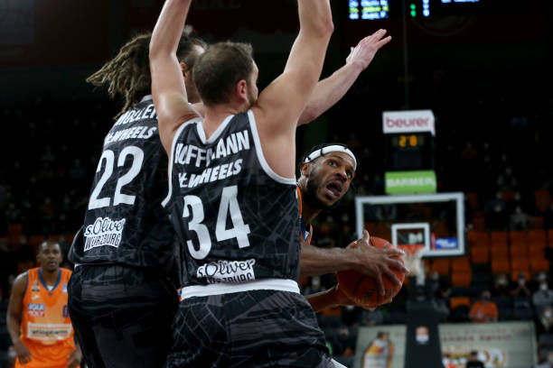 队夺得亚冠 队夺得亚冠